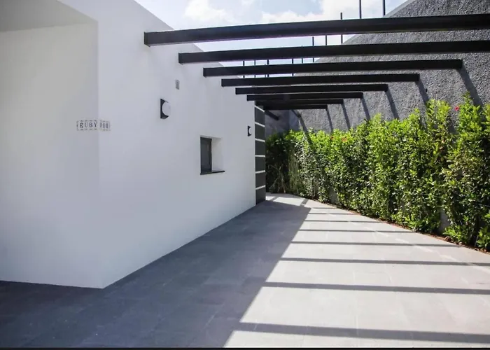 Rubydom By Turin * アルコ・ダ・カリェタ